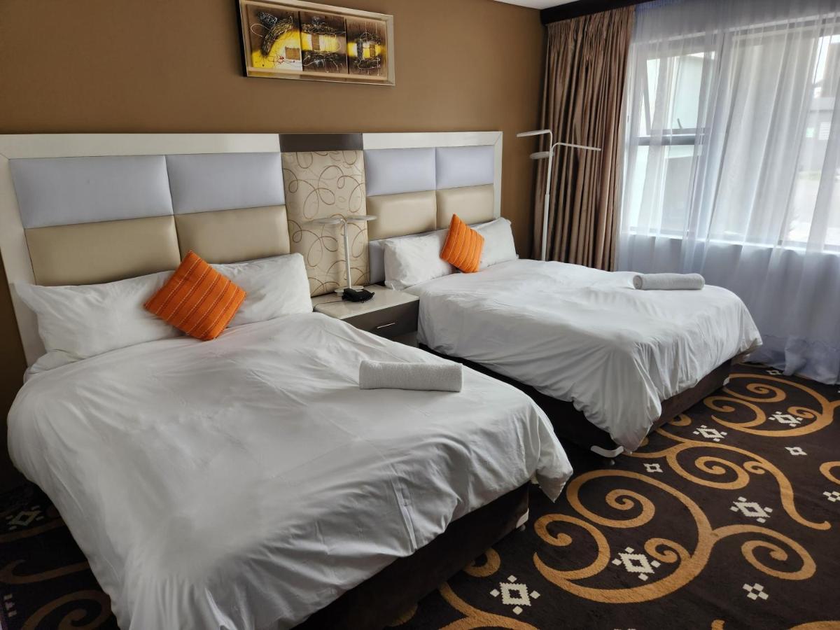 Palm Continental Hotel Johannesburg Room photo