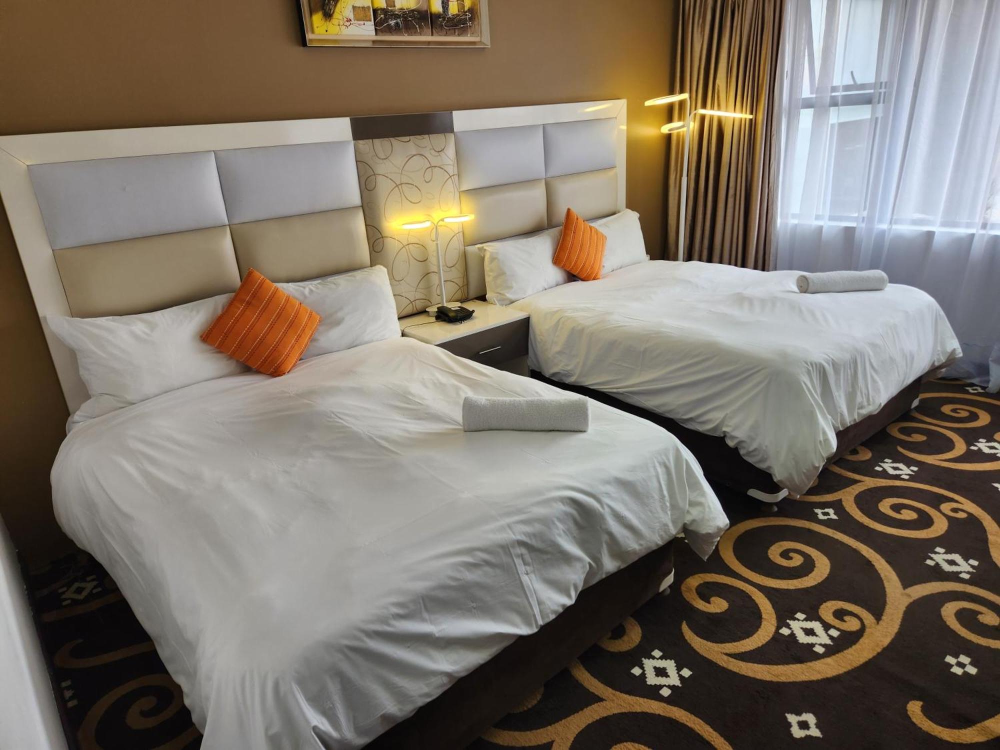 Palm Continental Hotel Johannesburg Room photo